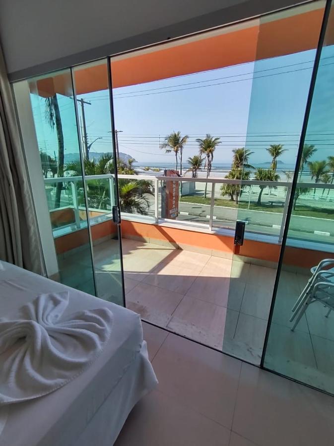 Hotel Enseada Beira Mar กัวรูจา ภายนอก รูปภาพ